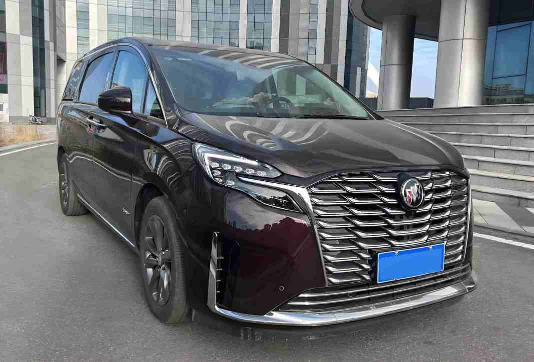 2023����GL8��ά��